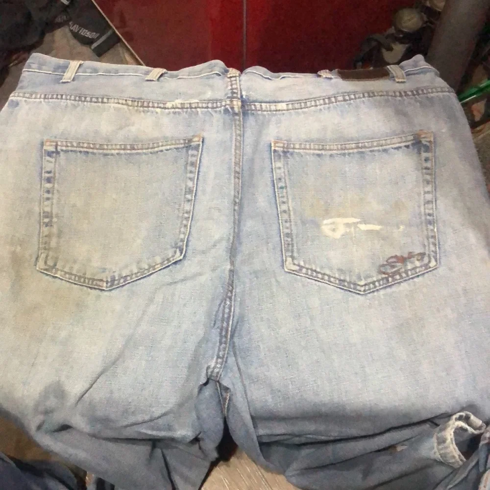 Steve & Barrys well worn